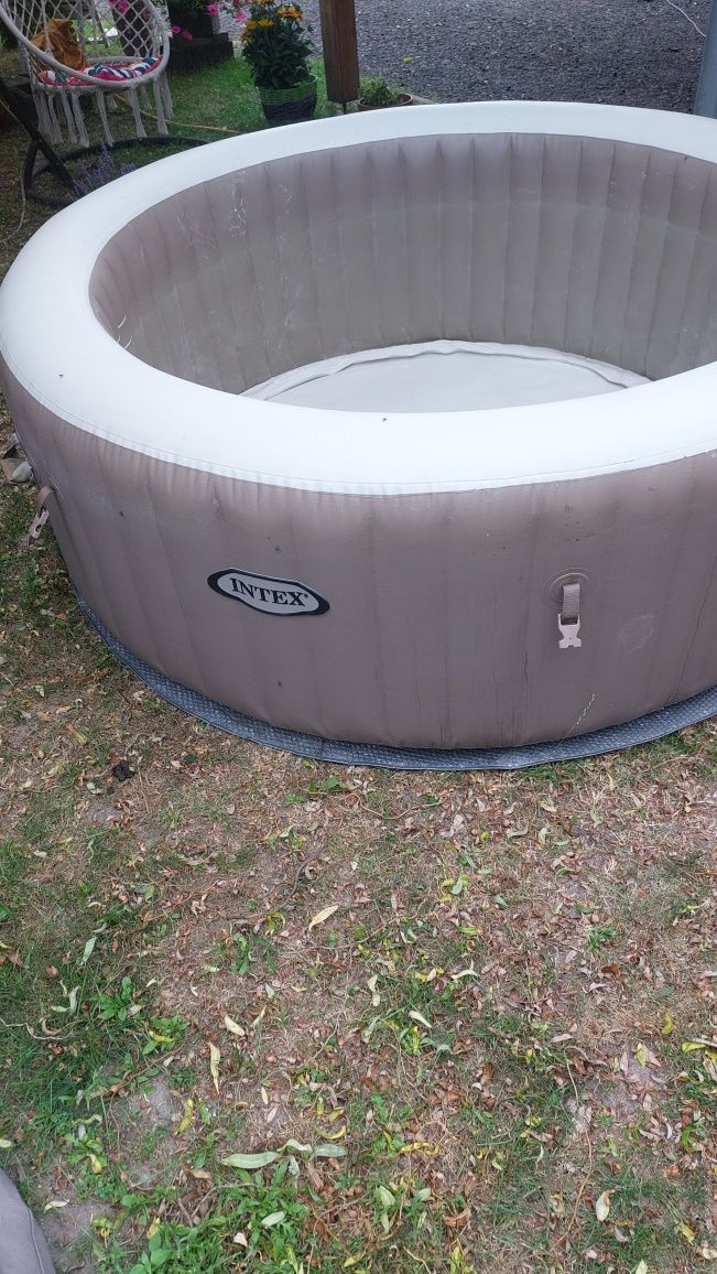 Sprzedam jacuzzi