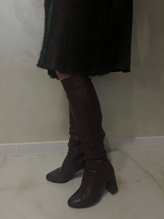 Чоботи жіночі шкіряні