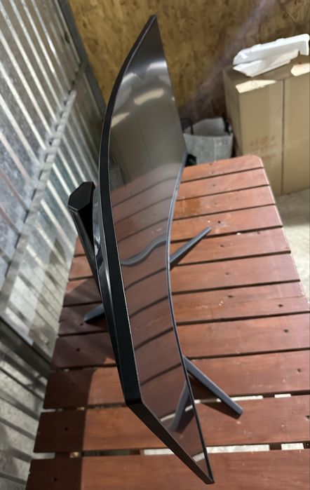 34ʼʼ QUBE Overlord C34UQ144