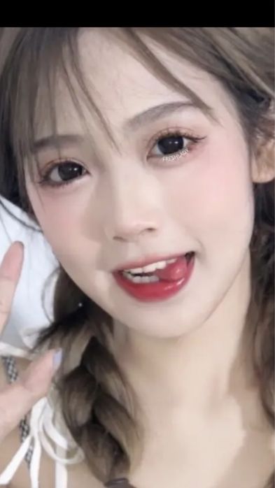 Контактн чорні лінзи аниме Лолита лялькові черные линзы кукольные