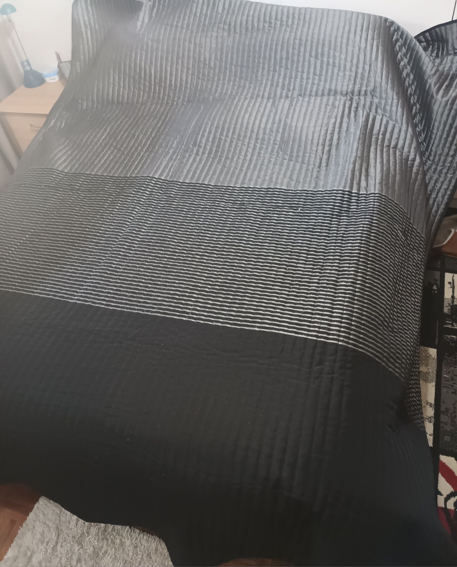 Colcha poliéster preto/cinza