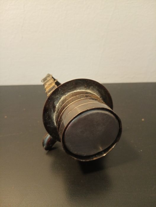 Antigo Cinzeiro em metal em forma de poço "Trench art" - Como novo