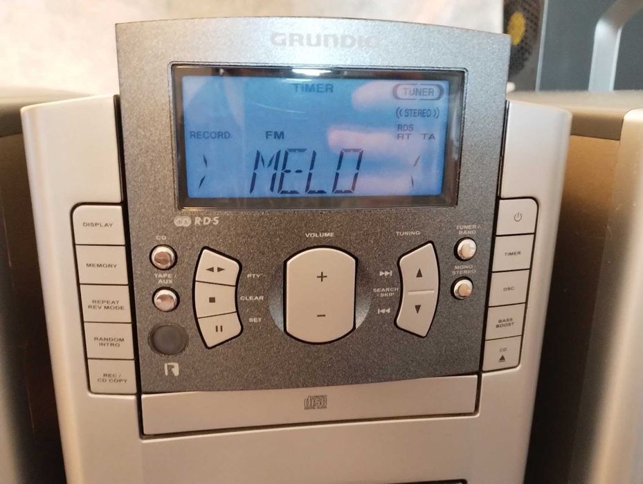 Grundig UMS 100 / Tuner FM, CD, Tape + Głośniki dwudrożne BR