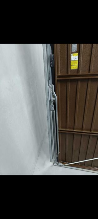 Brama Garażowa Uchylna LEGBUD GARGULA 247cm x 209cm