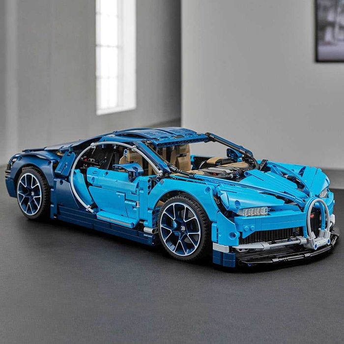 LEGO Technic 42083 – Bugatti Chiron (Completo, com manuais - ORIGINAL)