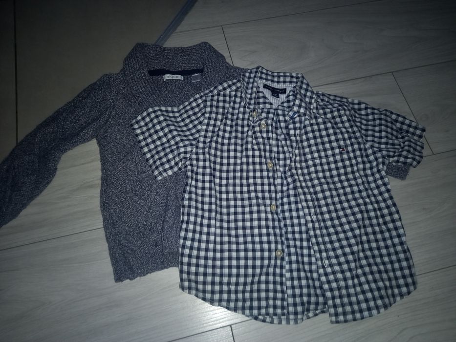 Sweterek okaidi oraz koszula hilfiger