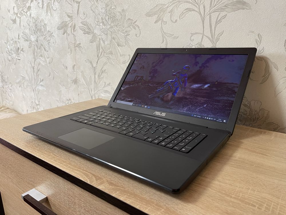 Бюджетний ігровий ASUS | 17 екран | Nvidia 2GB | Гарний, доглянутий!