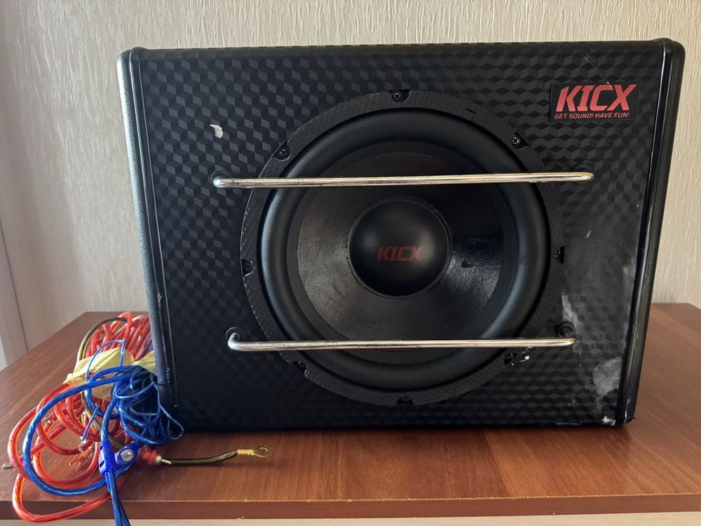 Сабвуфер ативний Kikc AP250ВРА