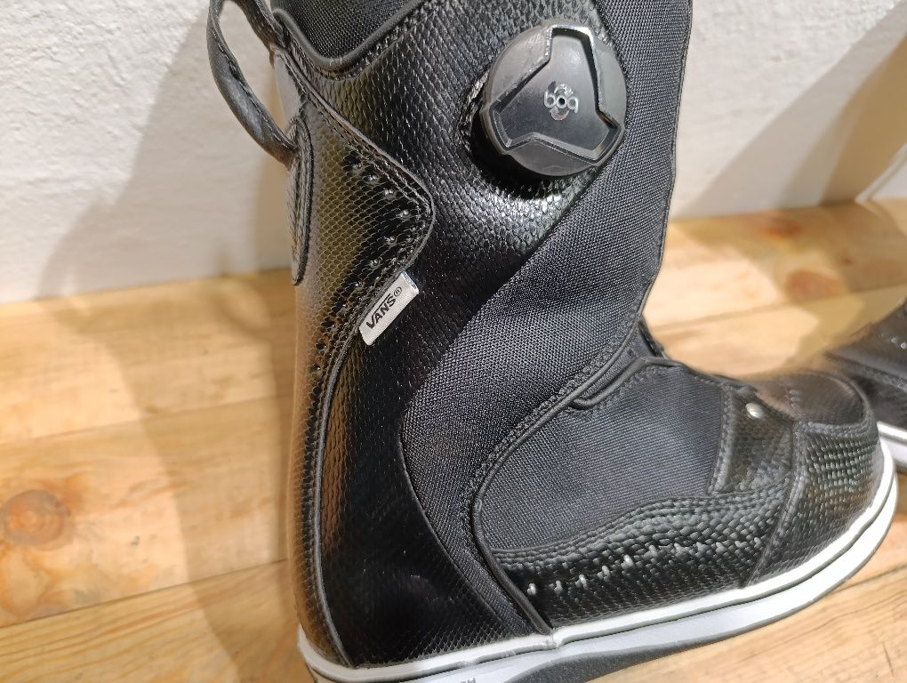 Nr 74 Buty snowboardowe Vans Aura 23.5 cm 2x BOA ( EU 37 )