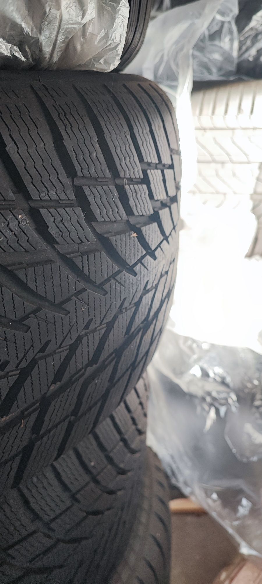 Nokian  WR Snowproof P 245/45 R18 100 V zimowe