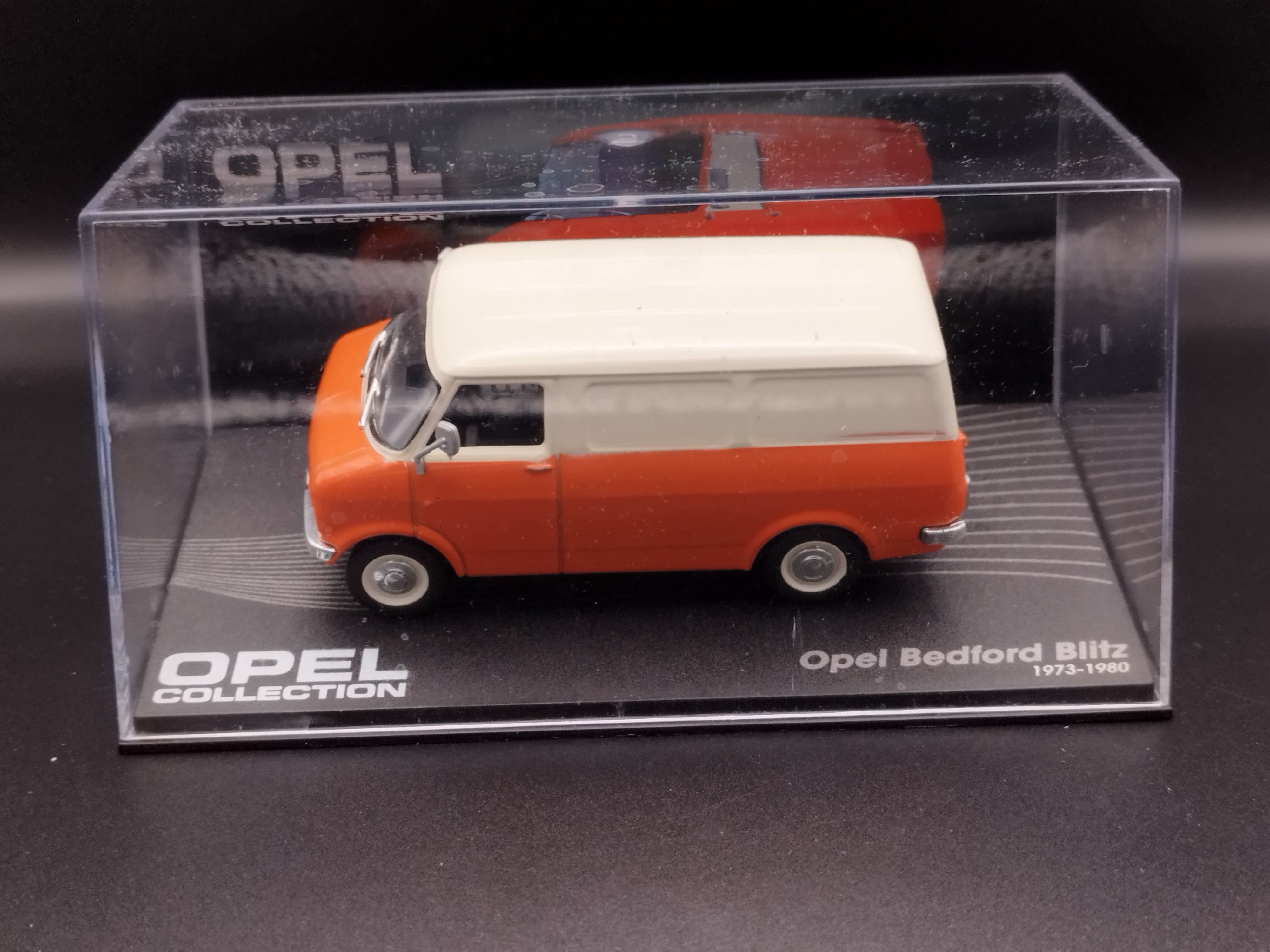 1:43 Opel Collection Opel  BEDFORD Blitz model używany