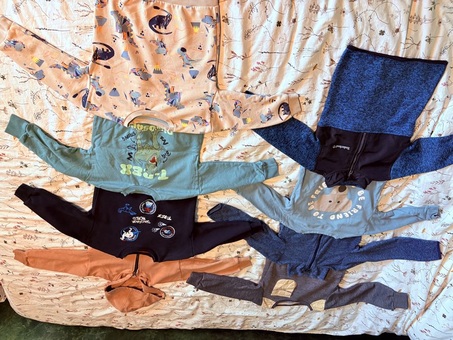 Bluzy i kurtki dla chlopca r. 110 jesień/zima