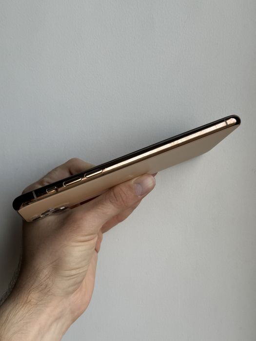 iPhone 11 Pro Max 256 Gb Gold Neverlock АКБ 89% Отличное состояние