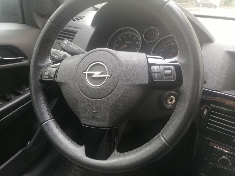 Opel Astra 1.6 газ-бензин
