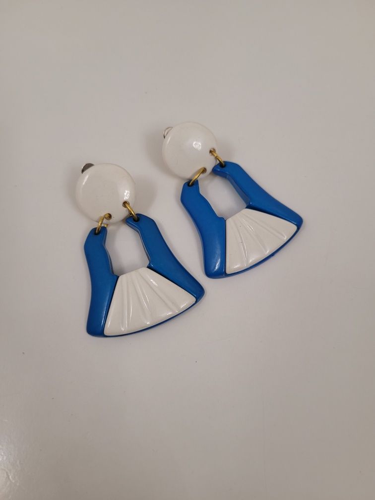 Klipsy wiszące biało-niebieskie vintage biżuteria sztuczna