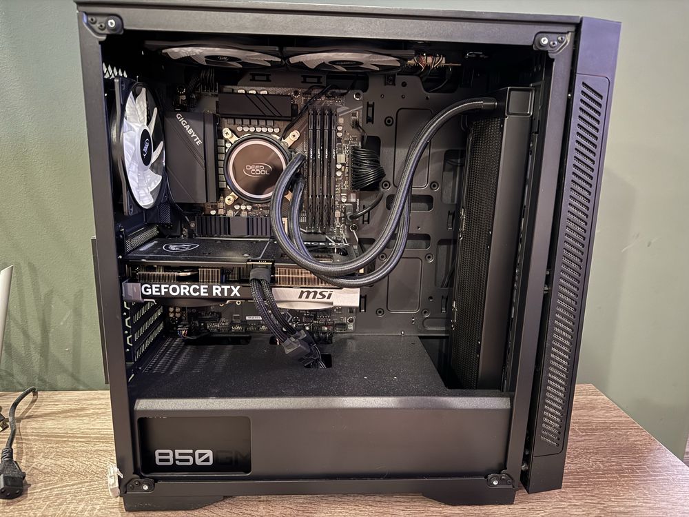Intel i5 11600k+ Gigabyte z590