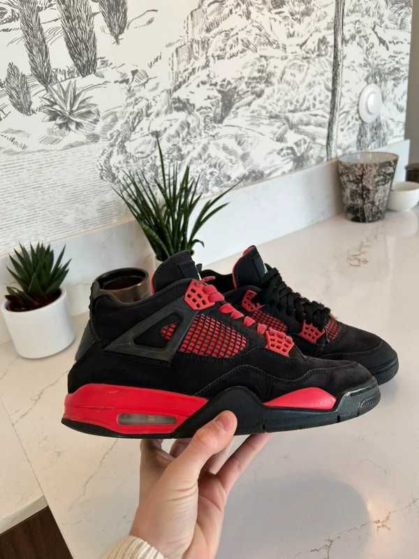 Jordan 4 Retro Red Thunder R.43