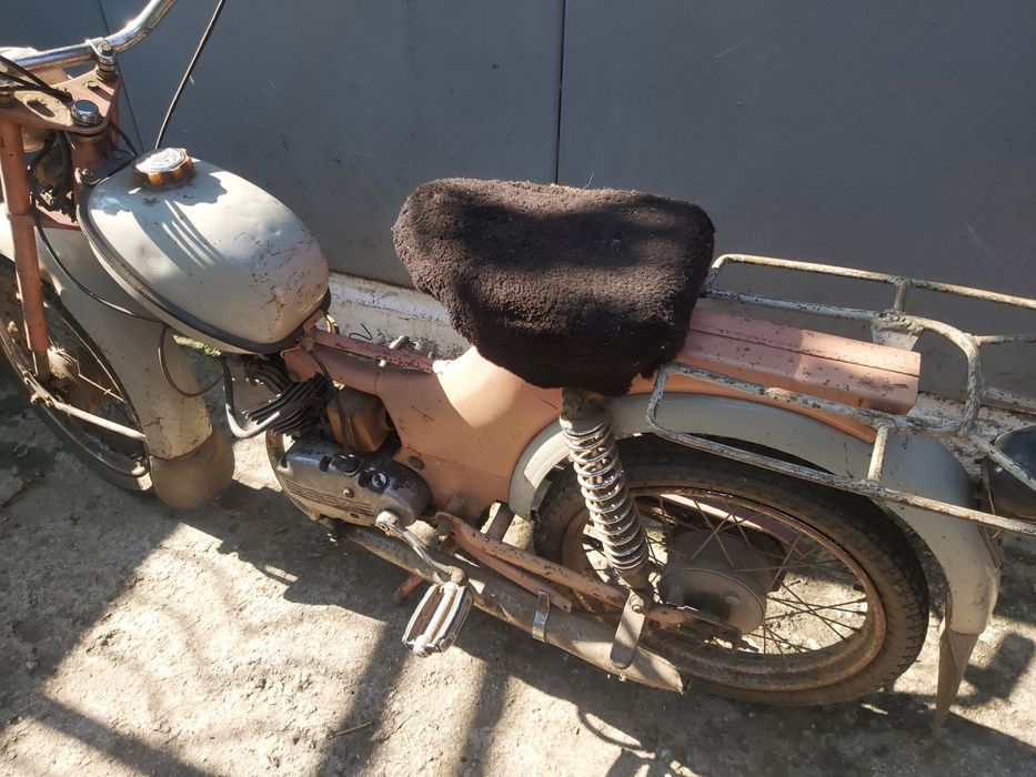 Продаю мопед Рига 12