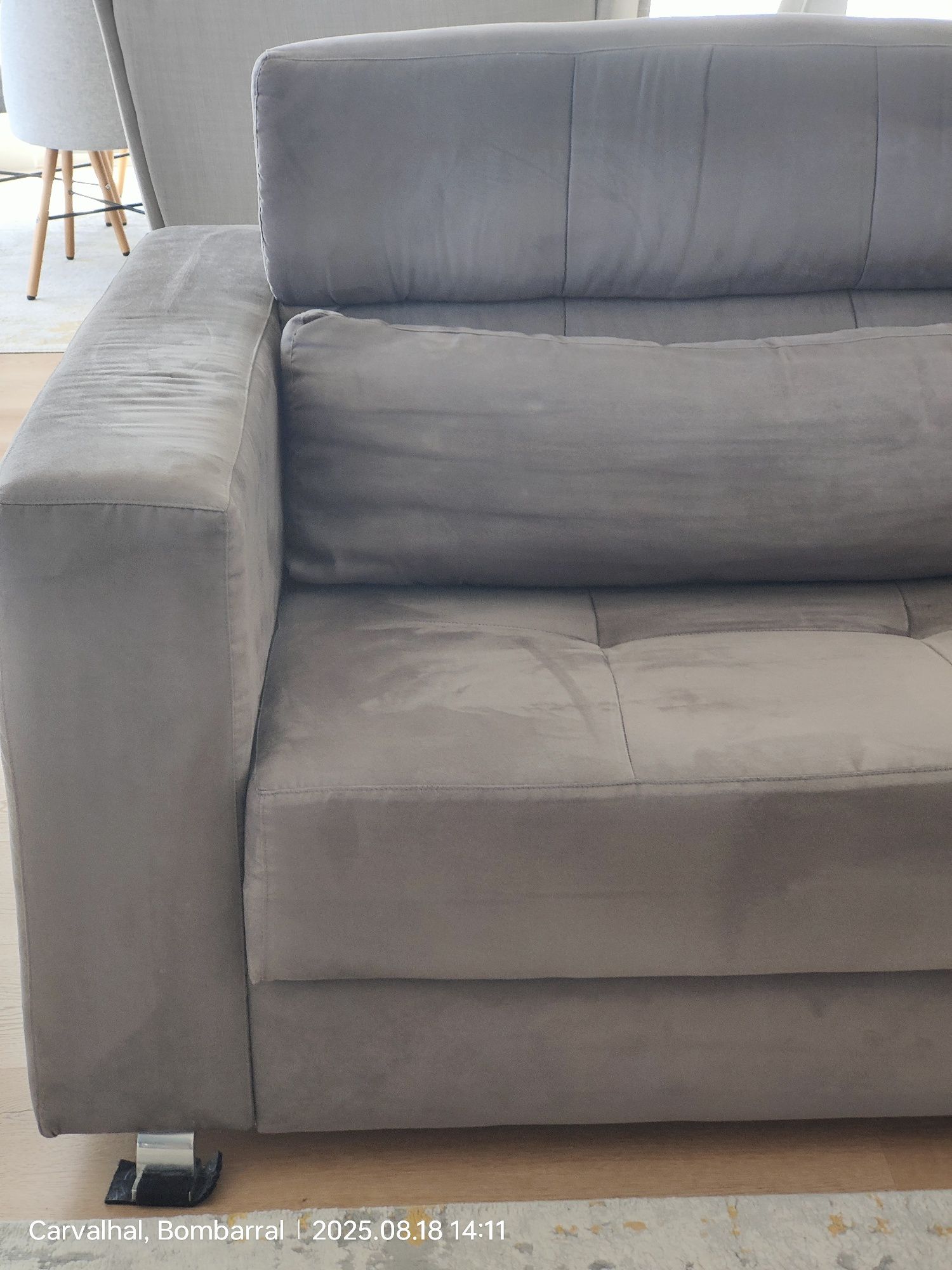 Sofá 3 Lugares, excelente estado, com chaise reversível