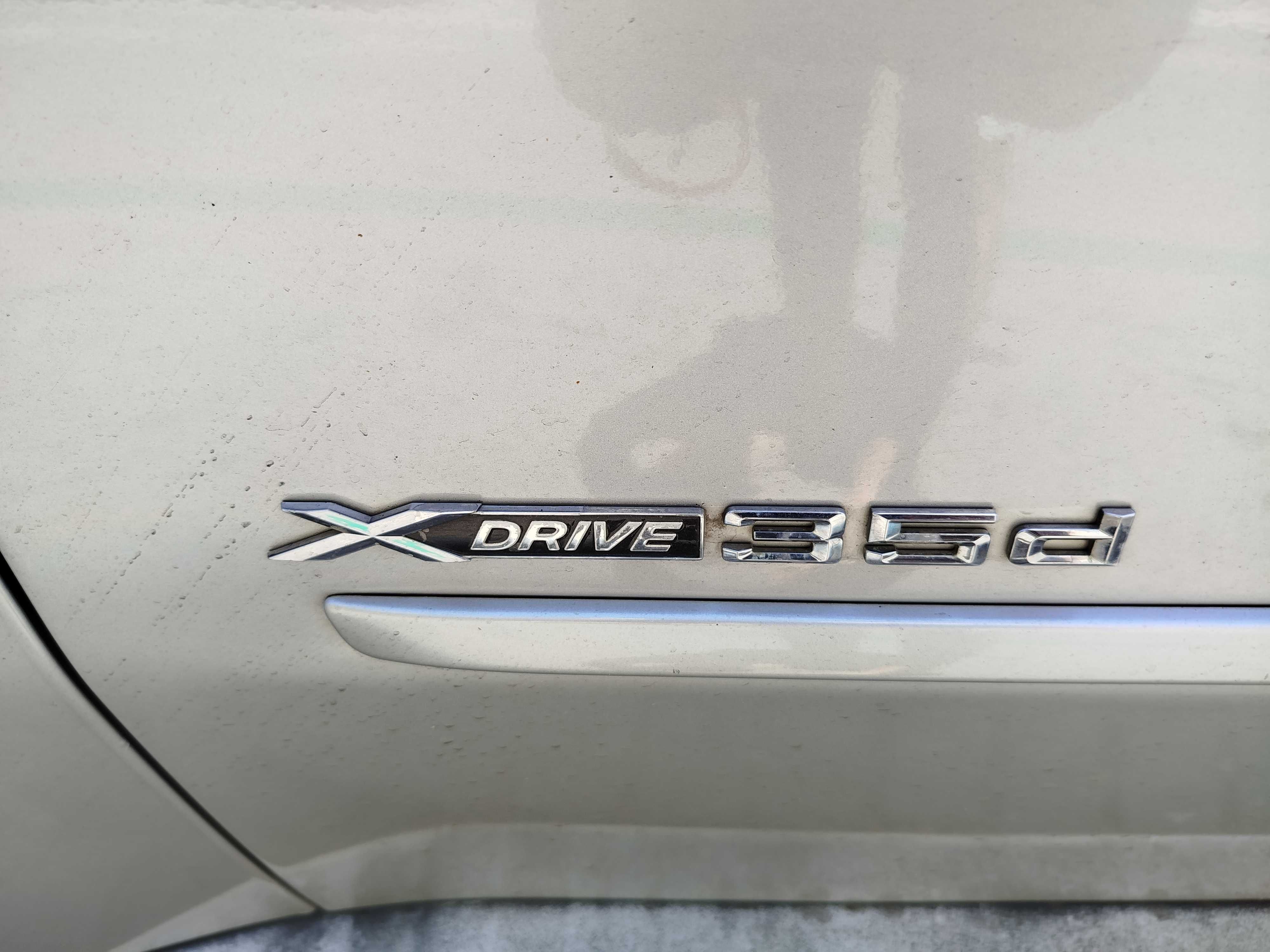 BMW X5 35d vendo ou troco