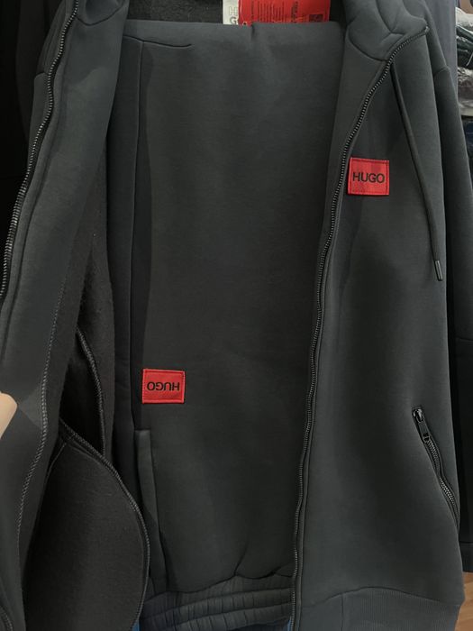 Чоловічий спортивний костюм від Hugo Boss