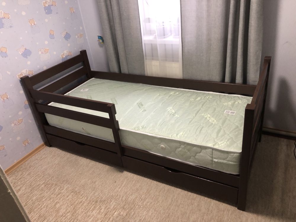 Детская кровать  , кровать из дерева , двухьярусная кровать