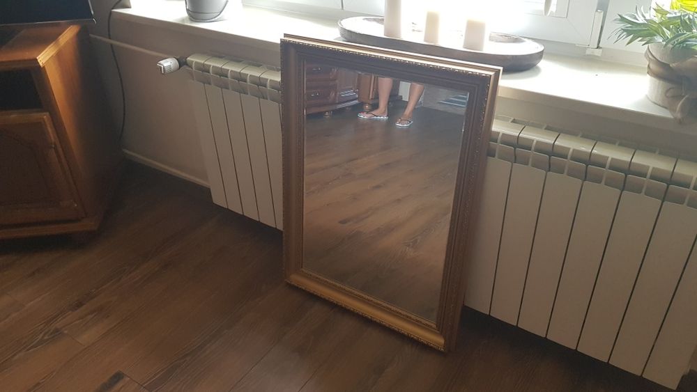 Lustro w ramie STYLOWEJ