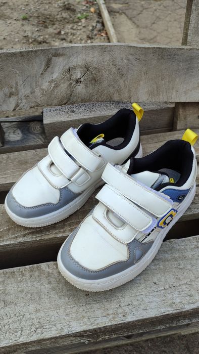 Кросівки, 35-36 розмір