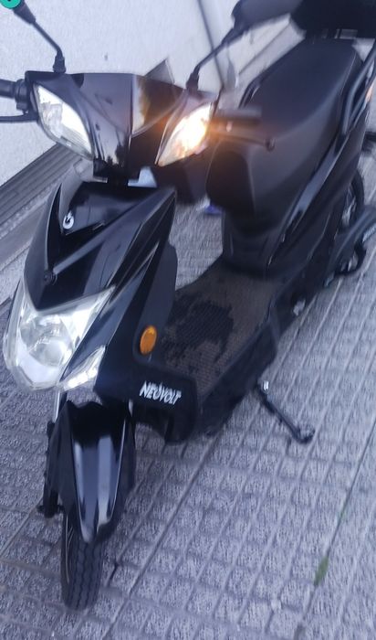 Mota scooter eletrica sem carta