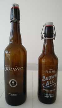 2 garrafas de vidro de cerveja artesanal Portuguesa