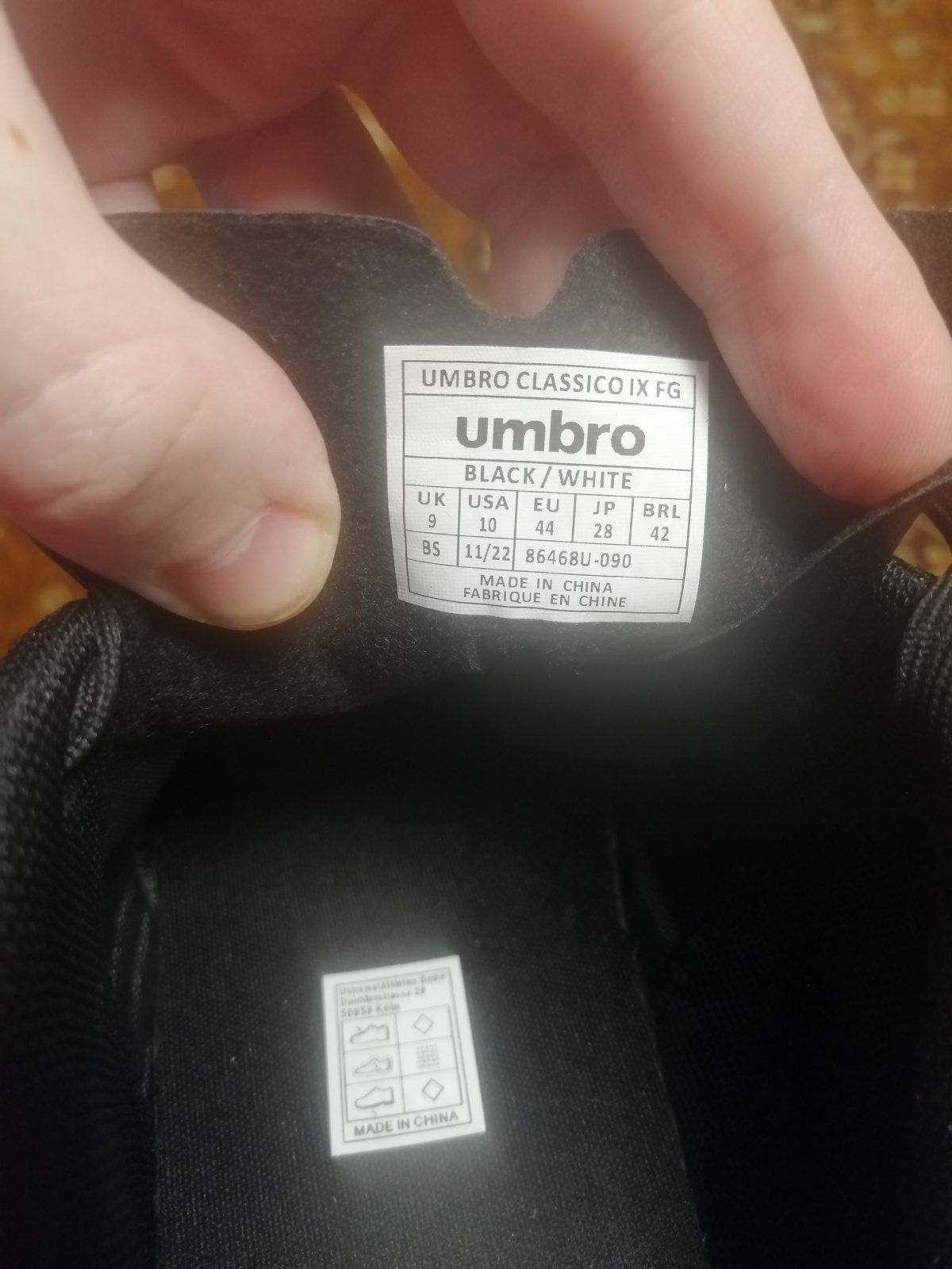 Бутси ,копи Umbro (43р.28 см)