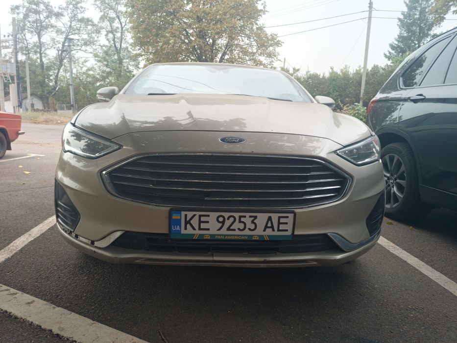 Ford Fusion гибрид 19