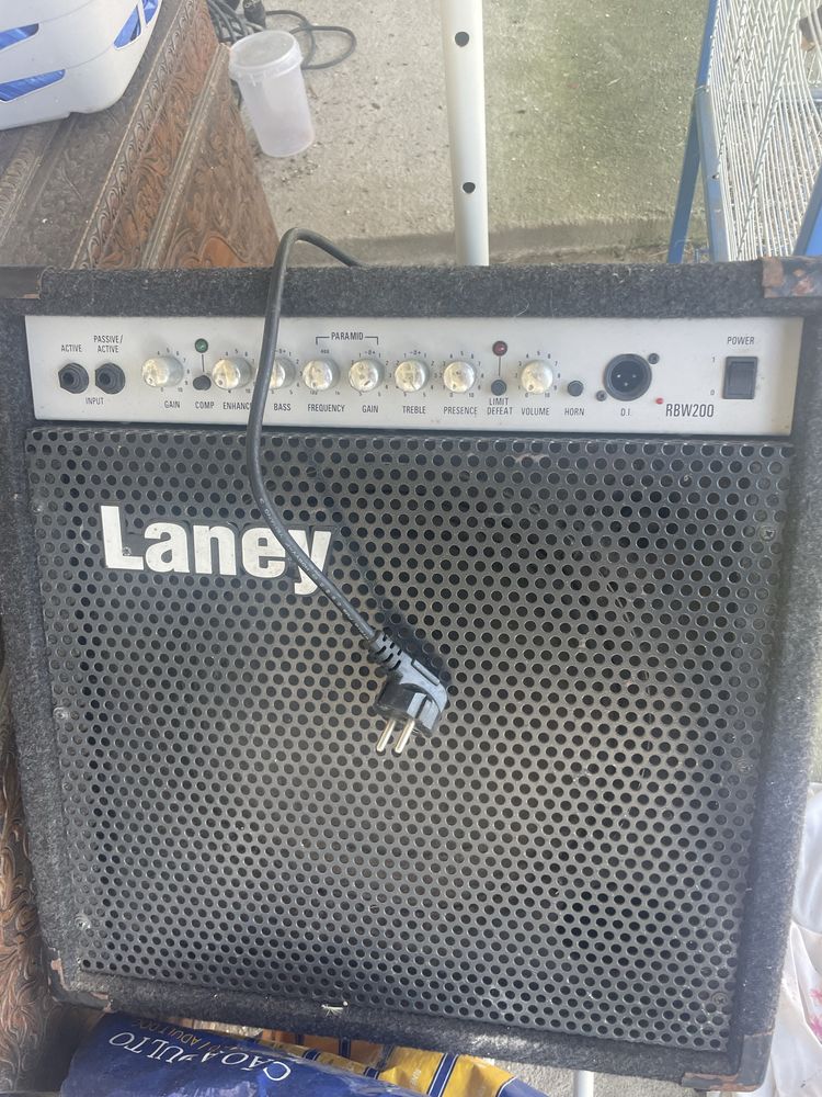 Laney RBW200 a funcionar bem