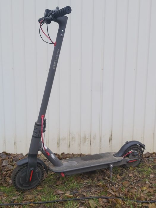 Продам электросамокат