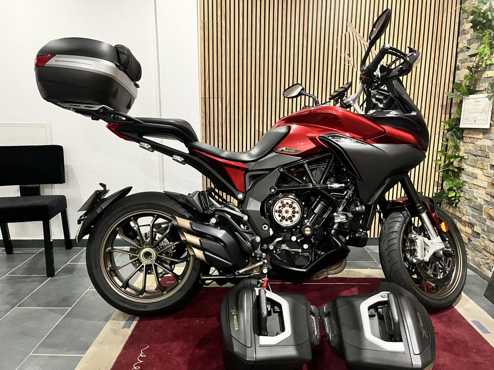 MV Agusta turismo veloce 800 lusso SCS