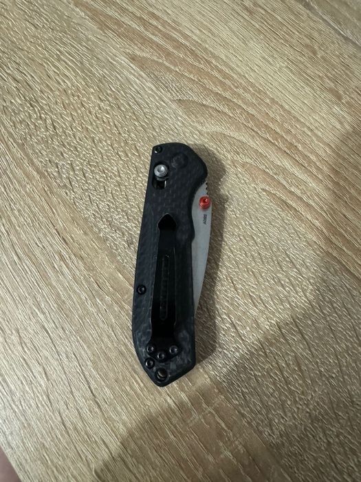 Benchmade ніж карбон