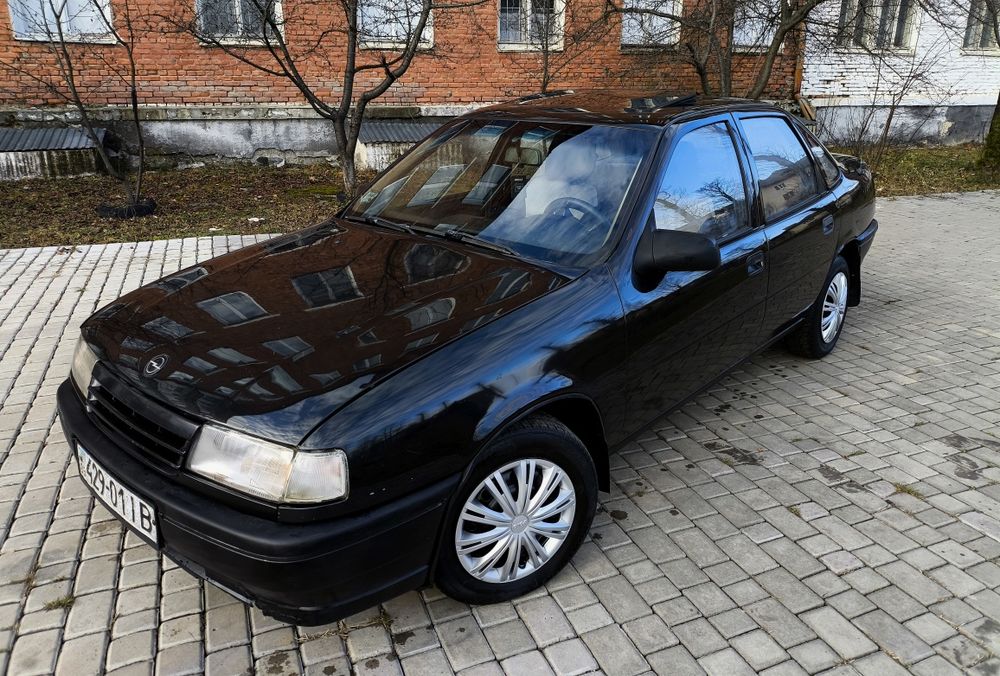 Opel Vektra A 1.6 Бензин в гарному стані Вектра авто машина