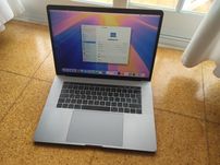 MacBook Pro 15" 2019 i7 2.6GHz 16GB 500GB SSD + Software Pro DJ