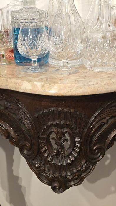 Credência estilo Luís XV