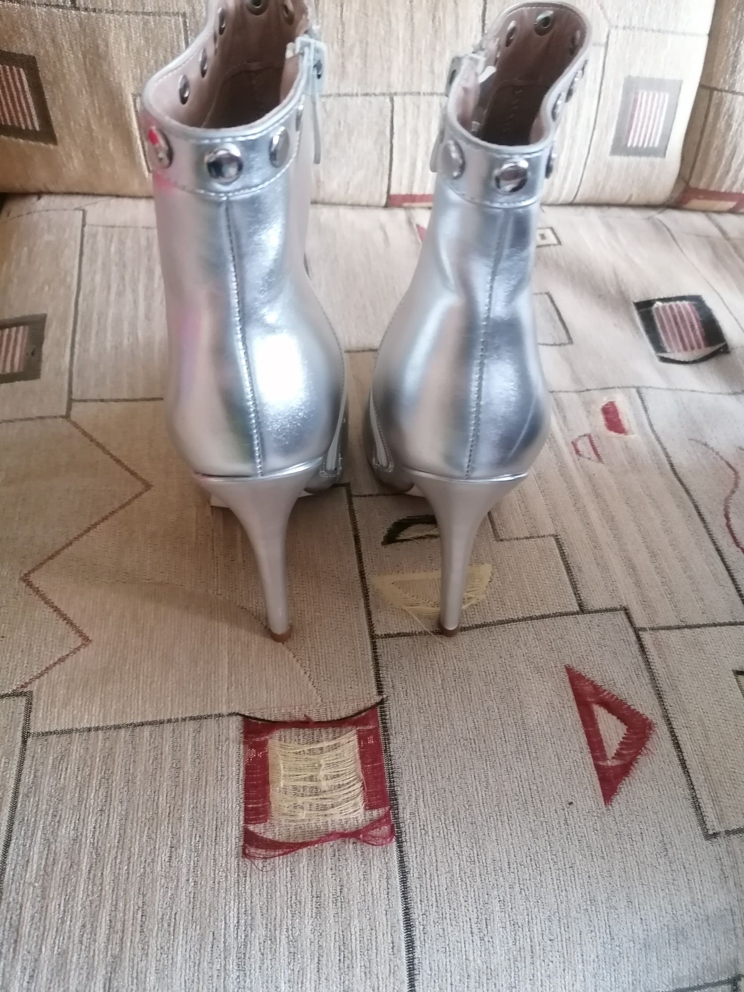 Sprzedam kozaczki Silver rozm 36