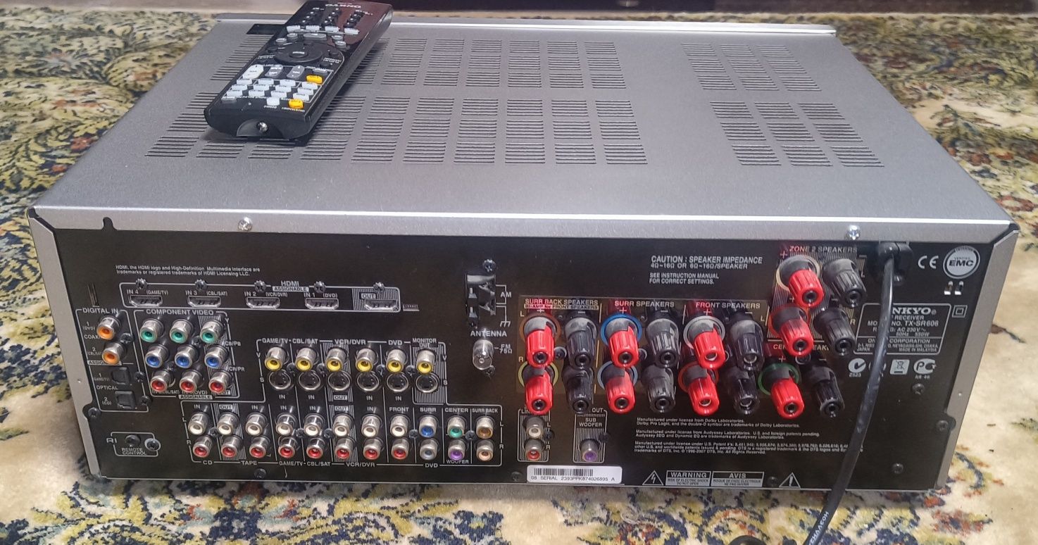 Amplituner ONKYO TX-SR606