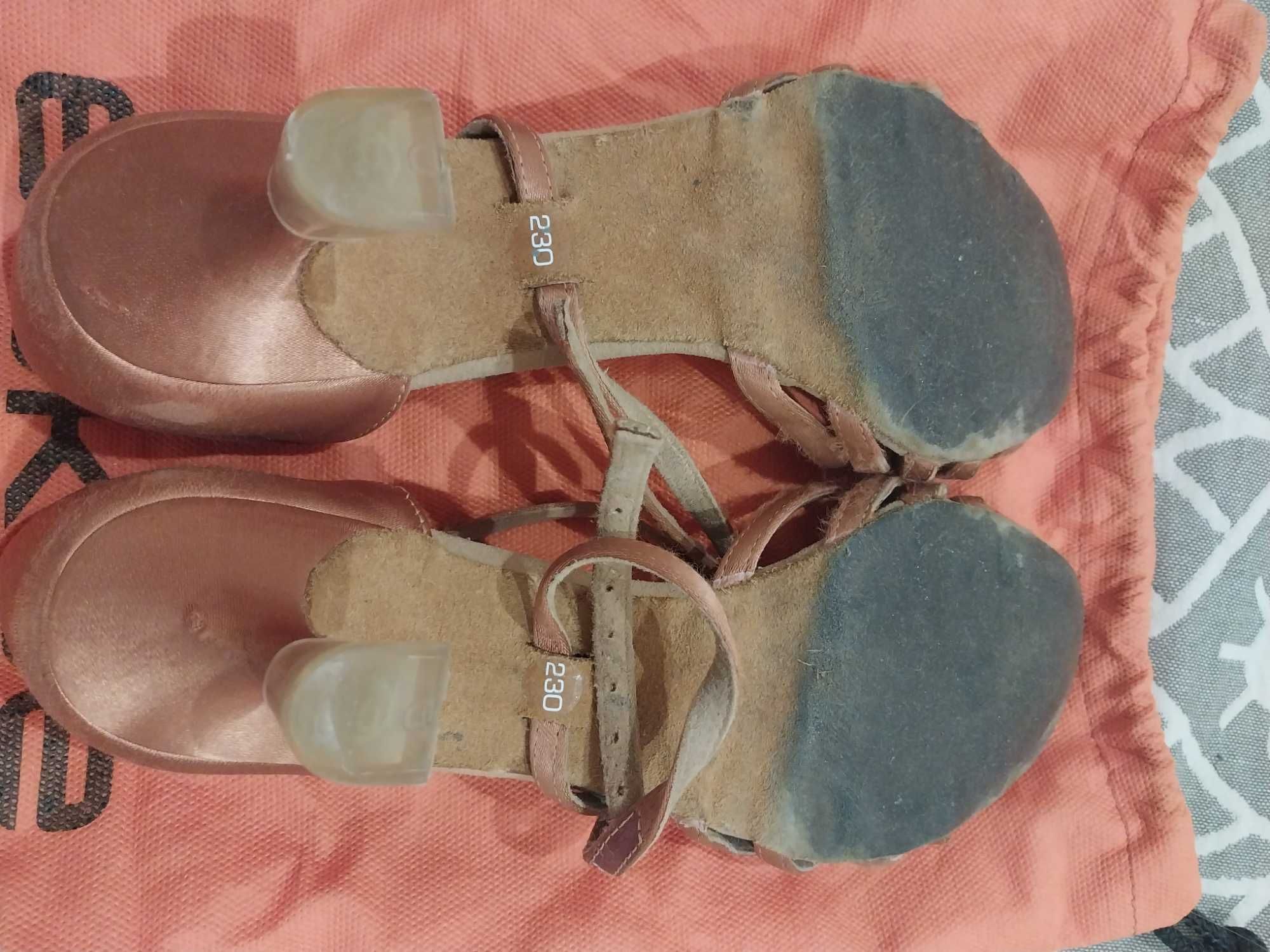 Туфлі для бальних танців. Туфлі для латини 23 см