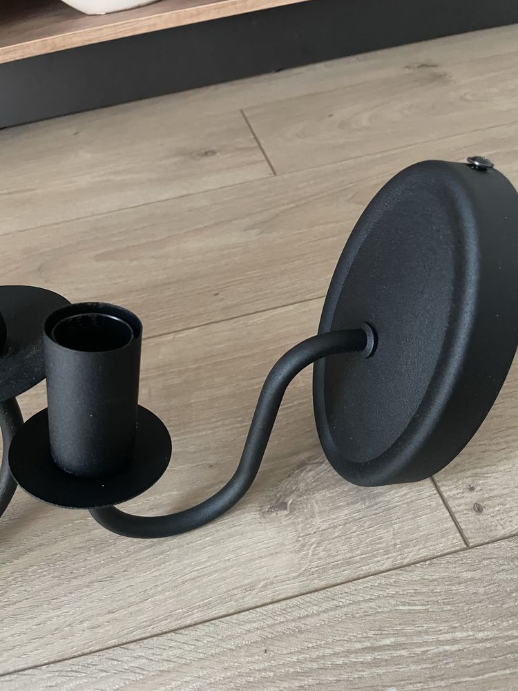 Lampa sufitowa czarna