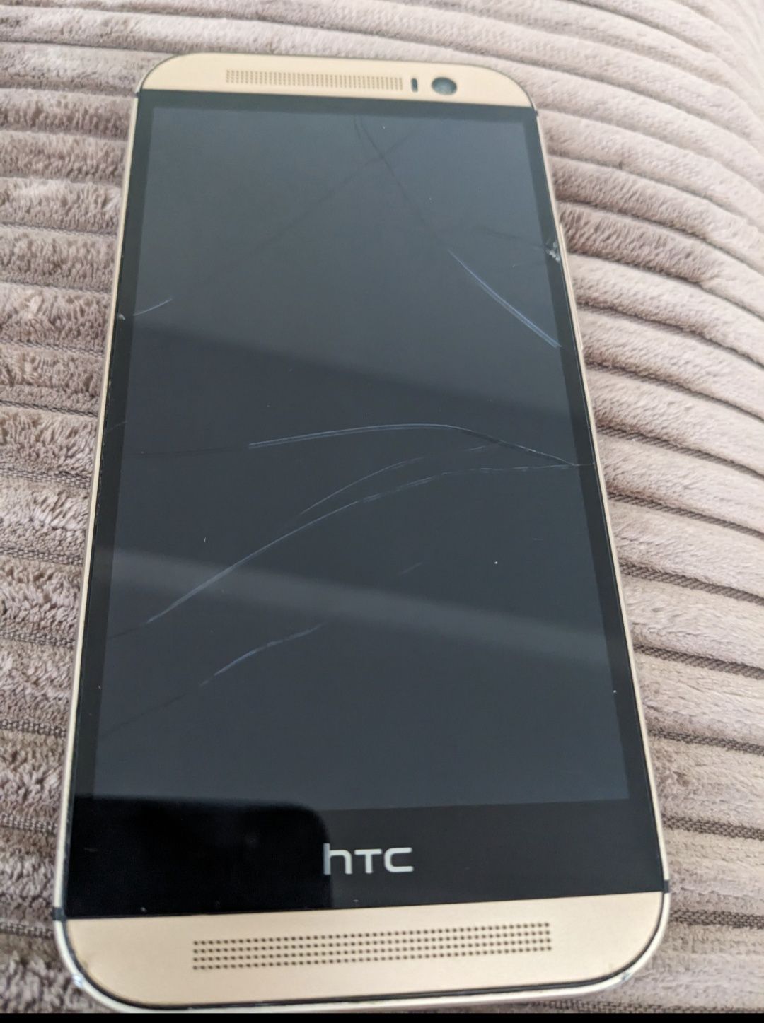 Продається HTC one M8 Б/В