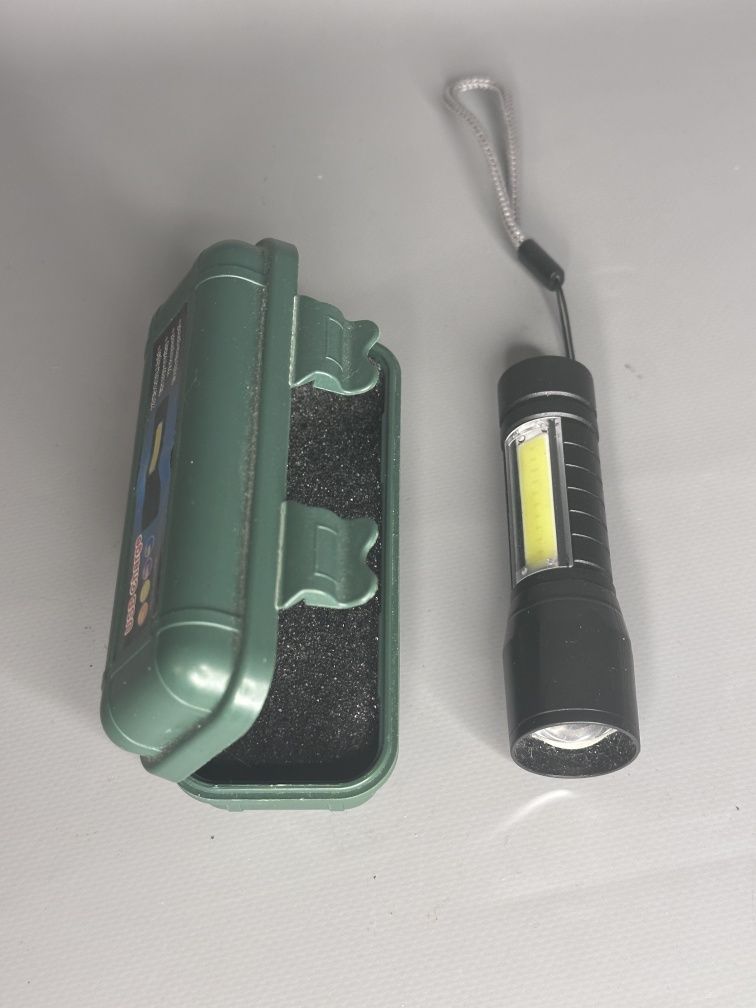 Карманный Светодиодный фонарик USB LED с кейсом