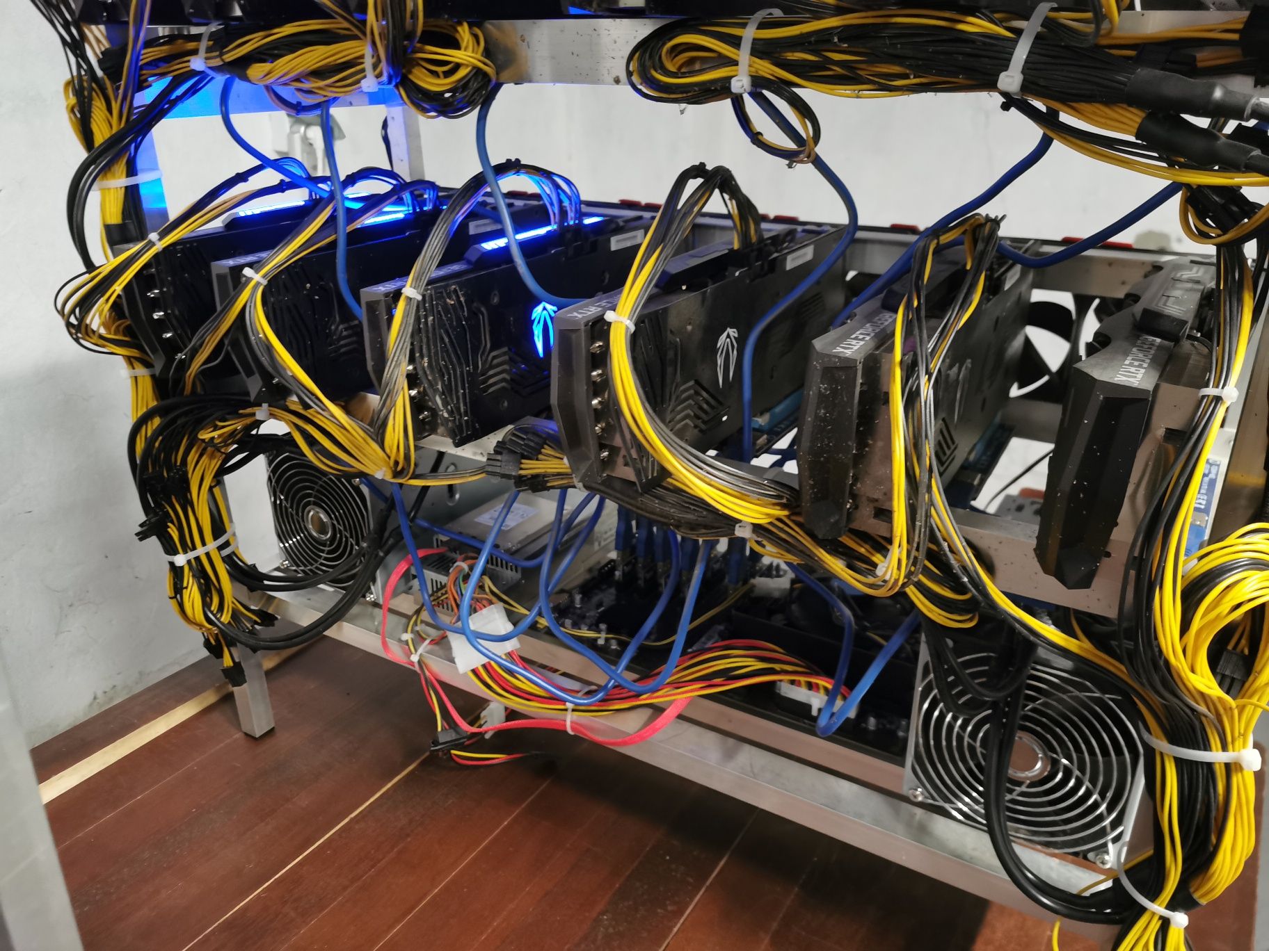 Koparka Kryptowalur 12 x RTX 3070 ti