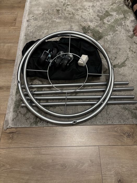 Kosz na pranie na kółkach, stalowa rama, 2 hamulce, zdejmowana torba