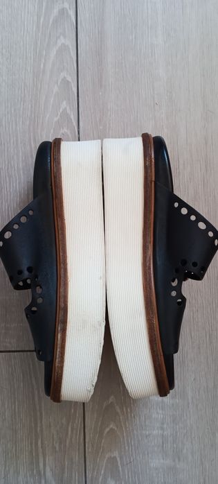 Босоніжки шкіряні шльопанці на платформі жіночі Tod's оригінал 36