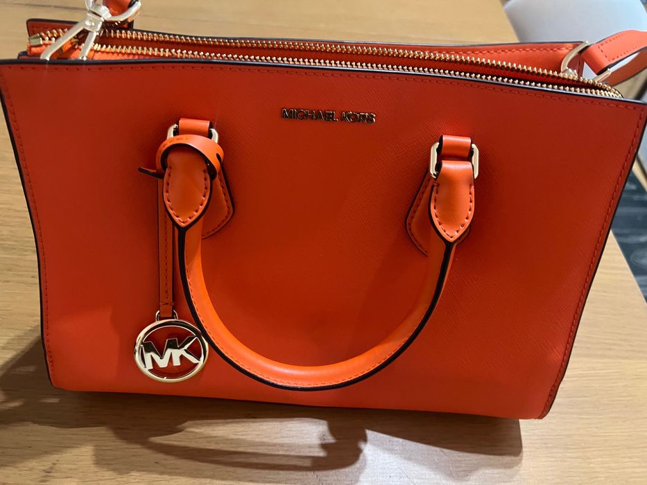 Bolsa Michael Kors Como nova