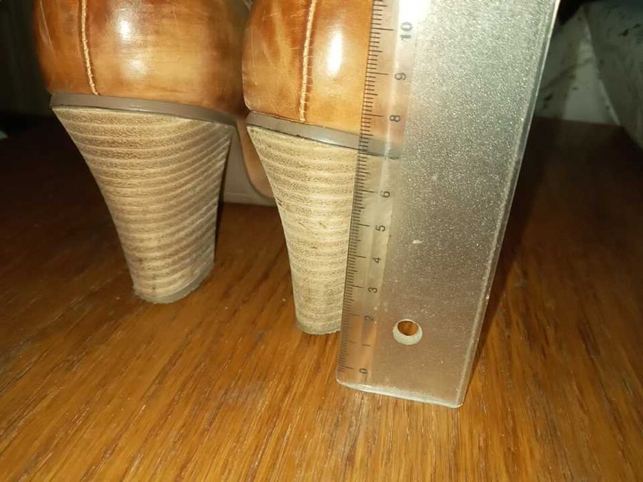 Взуття жіноче модельне Італія 39розміру